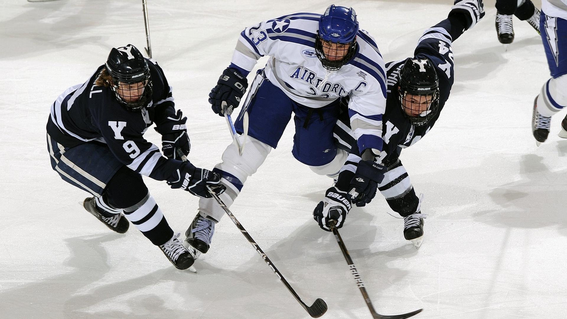 爱游戏体育APP下载-皮特·斯图斯：作为防线核心，牢牢把控比赛节奏，皮斯特耶